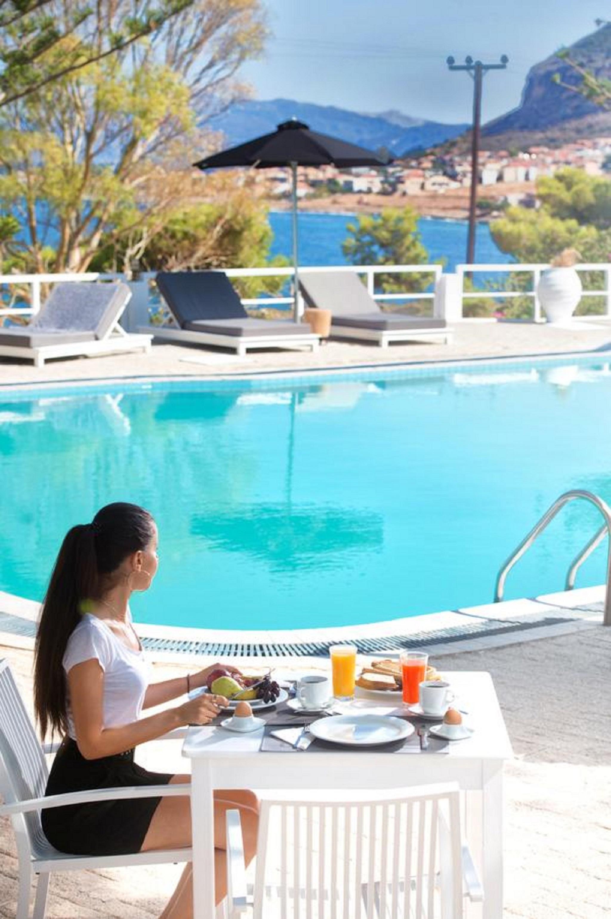 Akra Morea Hotel & Residences Monemvasía Exteriér fotografie
